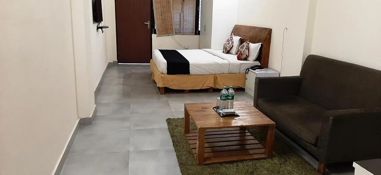 Classy Residency- Studio Apartments New Delhi 4*,  India